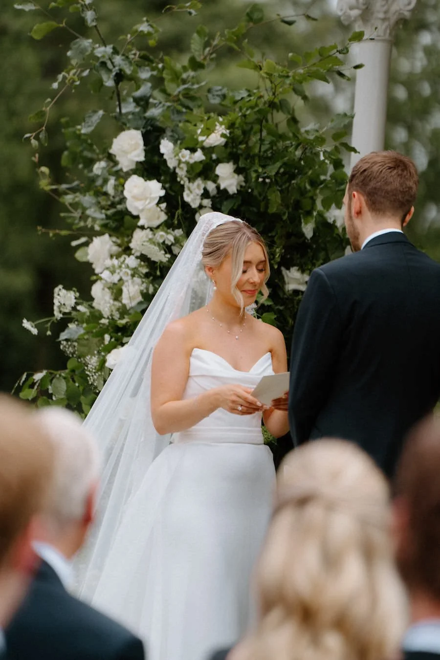 Romantic-Wedding-Flowers-Kate-Rose-Floral-Izzie&Harry-Thicket-Priory-Wedding-Flowers-508.jpg