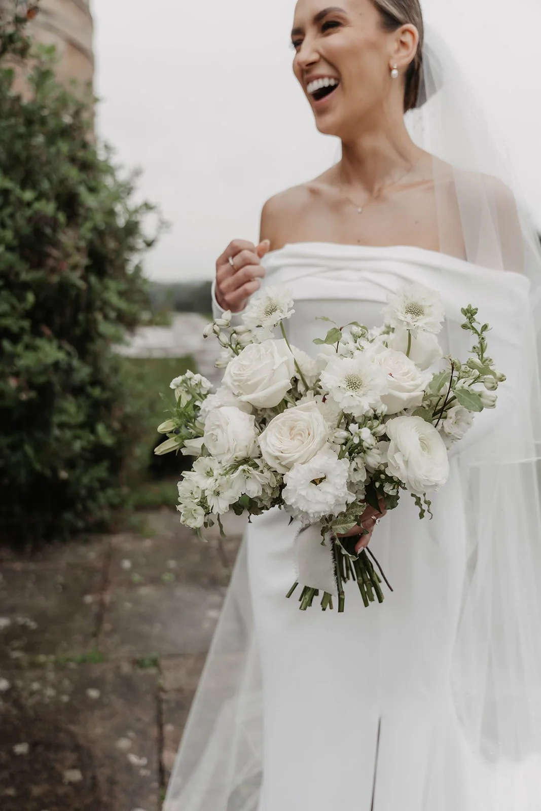 Rudding-Park-Wedding-Flowers-Kate-Rose-Modern-Floral-Design-Charlotte-Nelson-Photography-01422.jpg