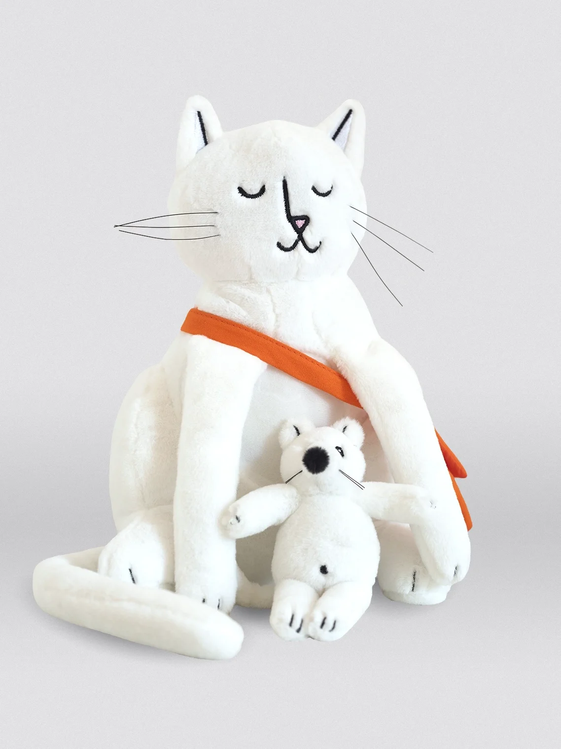 Peluches Voltaire et Poppy