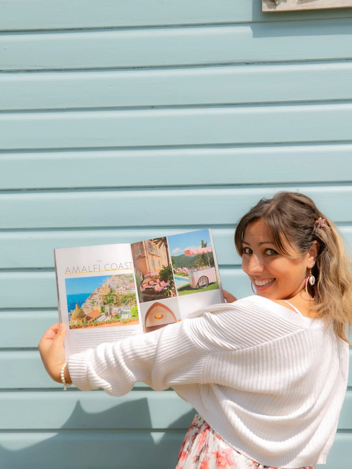 The thing about wanderlust is that it satisfies our curiosity for new places and new experiences 🌍

And as a travel agent, your role on social media isn&rsquo;t always easy. You&rsquo;re somehow expected to:

🐚 Tell stories
🤎 Inspire a feeling
😍 