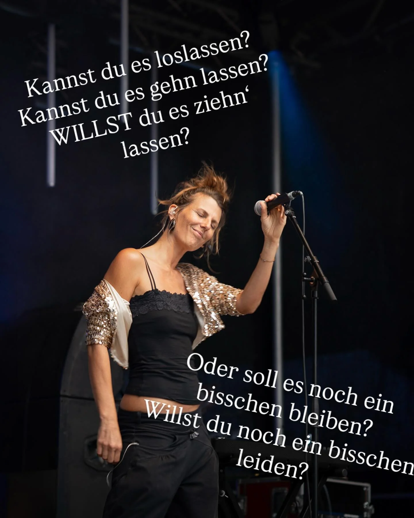 Aus dem Song &bdquo;Loslassen&ldquo;
Ich wei&szlig;, klingt bisschen abgedroschen&hellip; aber dennoch so wahr&hellip; oft wollen/ k&ouml;nnen wir n&auml;mlich gar nicht los lassen, weil das Alte sich so sicher, so bequem und sich auf eine ganz ganz 