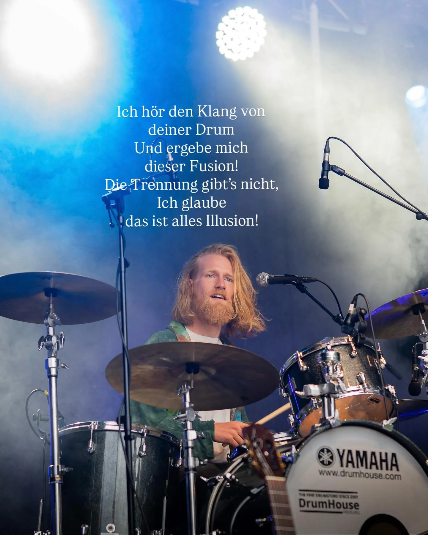 Songzeile von &bdquo;alles, nur nicht landen&ldquo; 
Foto von @conniweg.fotografie