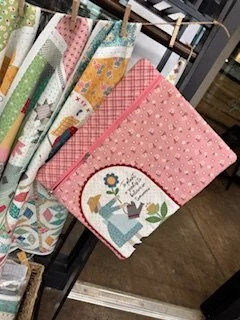 Zippy Pouch Class