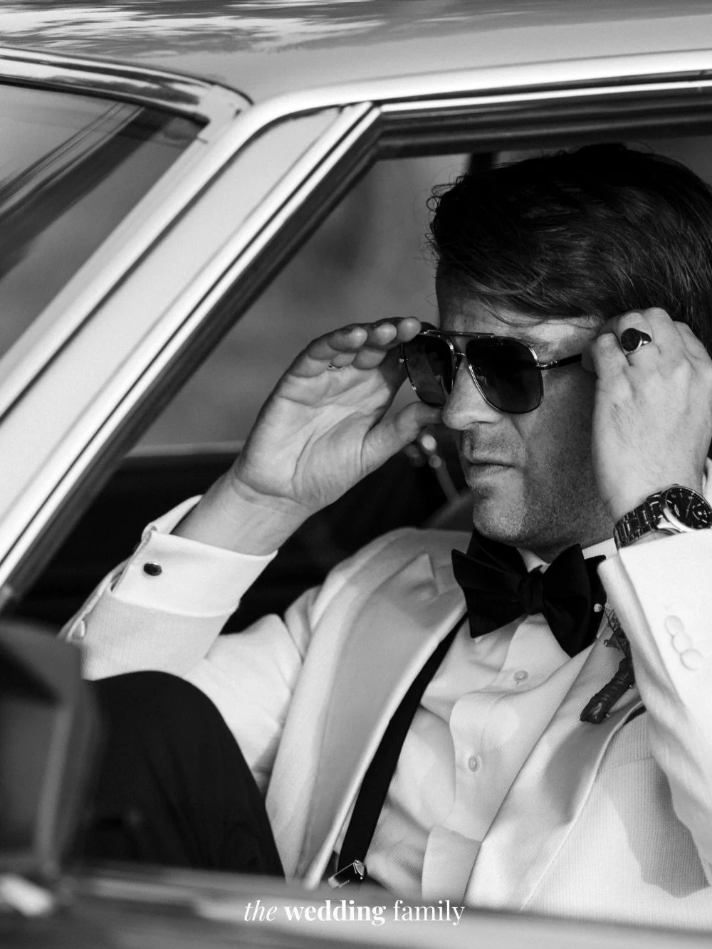 I just love cars in the photo shoot. 💛💛