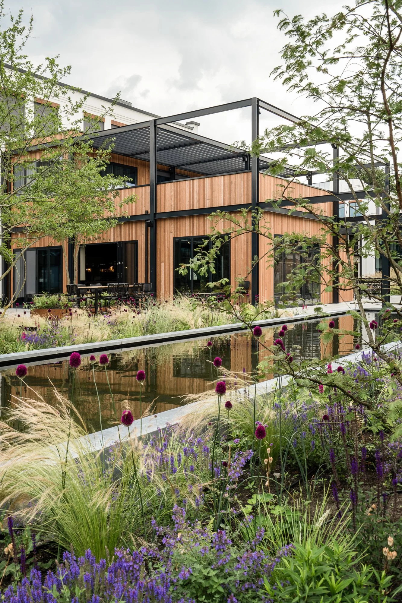 Modderkolk Buiten 3.jpg