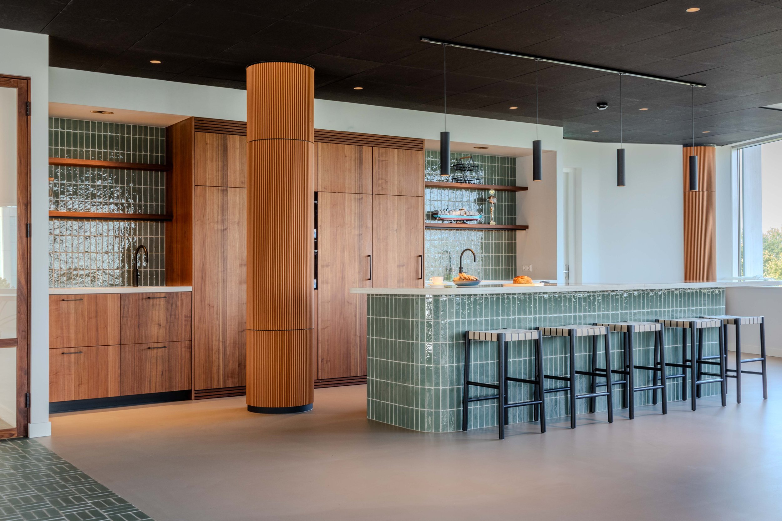 Amco extra lowres-18.jpg