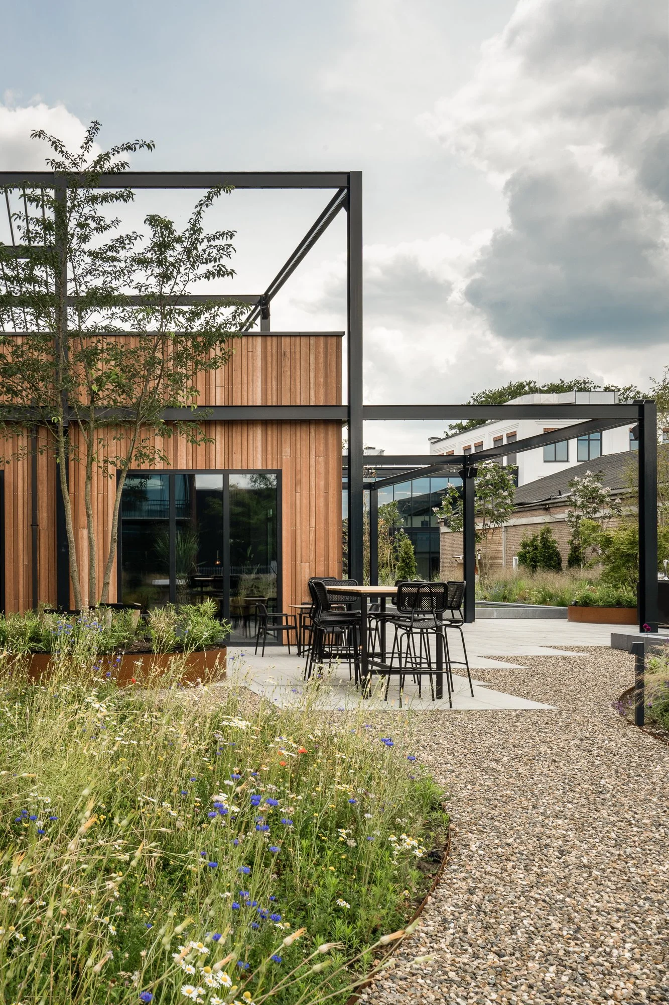 Modderkolk Buiten 2.jpg