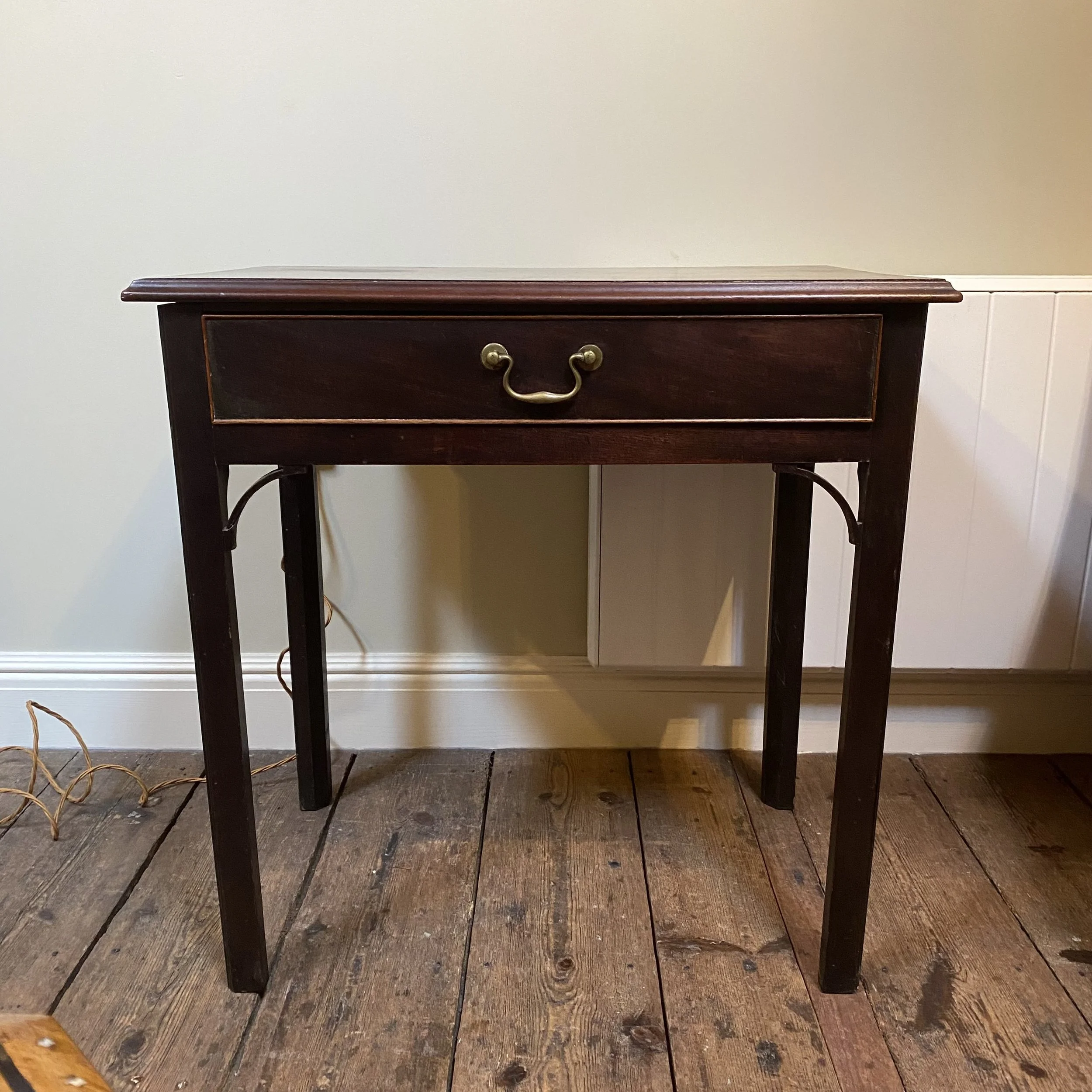 mid 18th century mahogany side table 900 pounds 