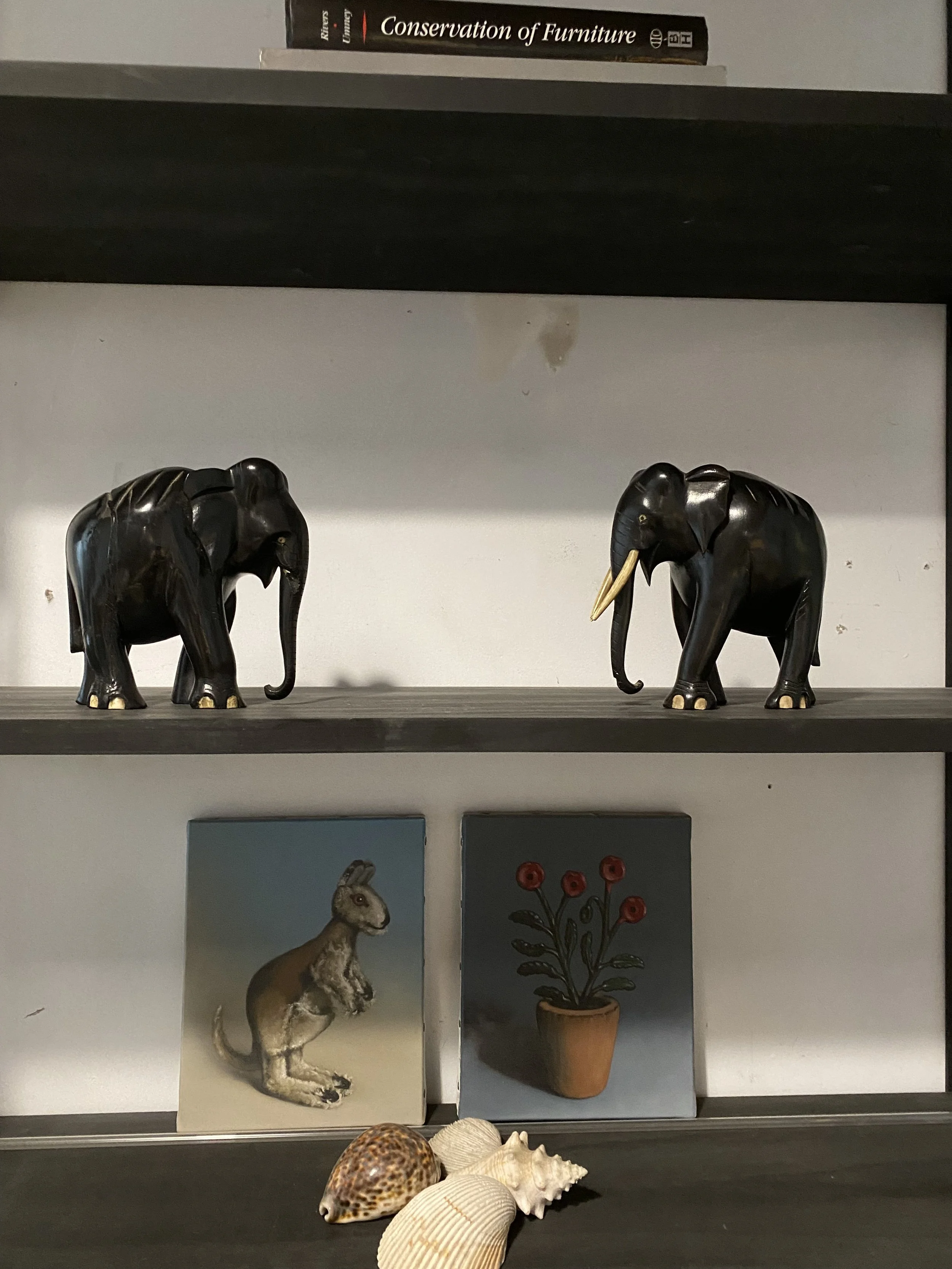Pr long trunk elephant $300