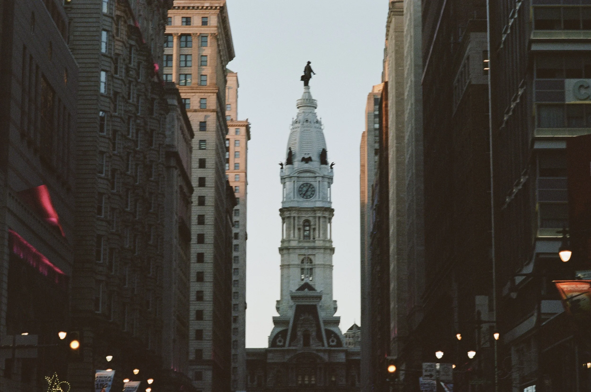 Philly'19:F3:Portra400:27.jpg