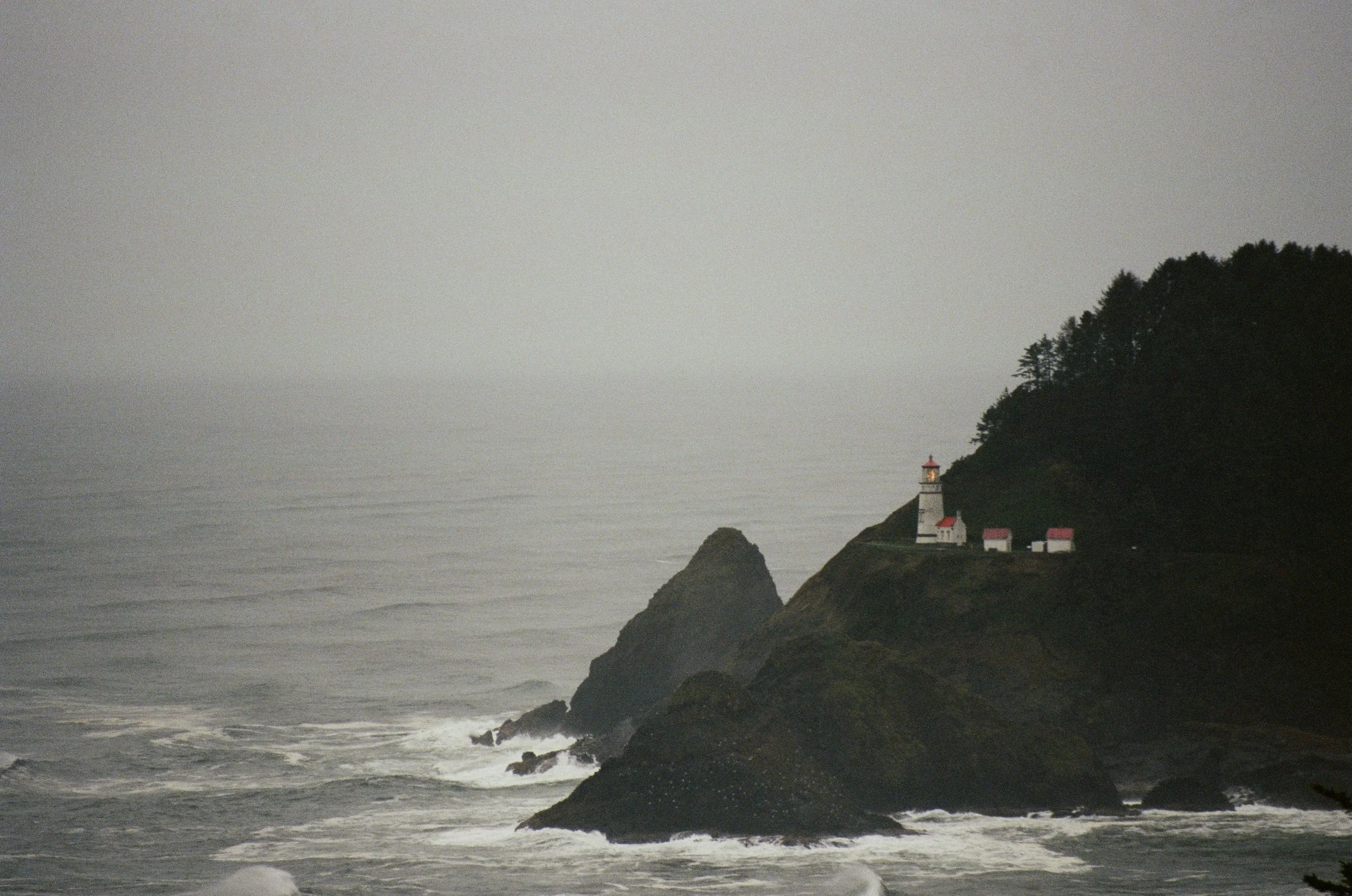 Alabama&Portland'18:F3:Portra400:35.jpg
