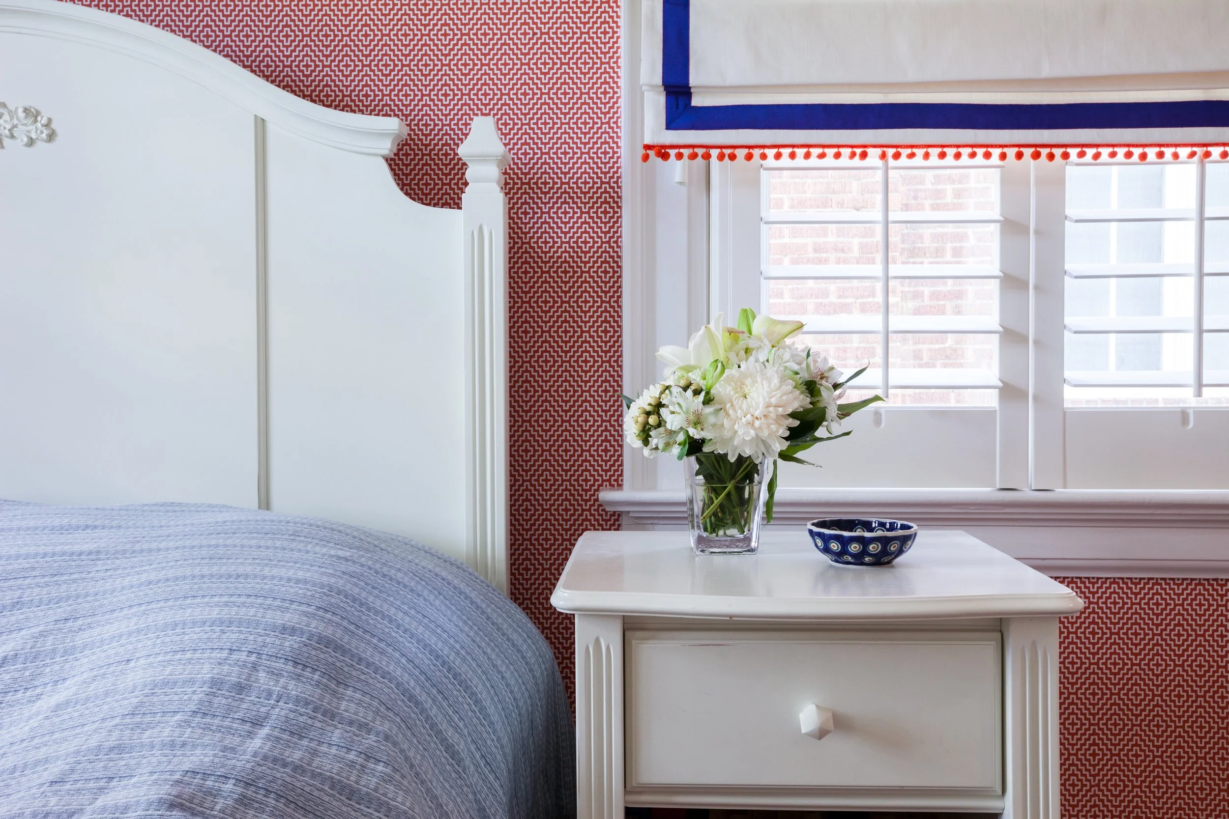 Alexandra Georgia bedroom wallpaper.jpg