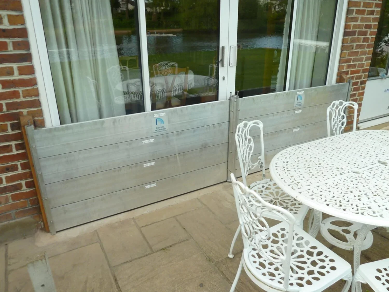 Domestic flood barrier