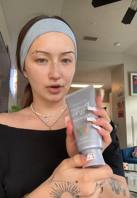 Carissa using Senka Perfect Whip