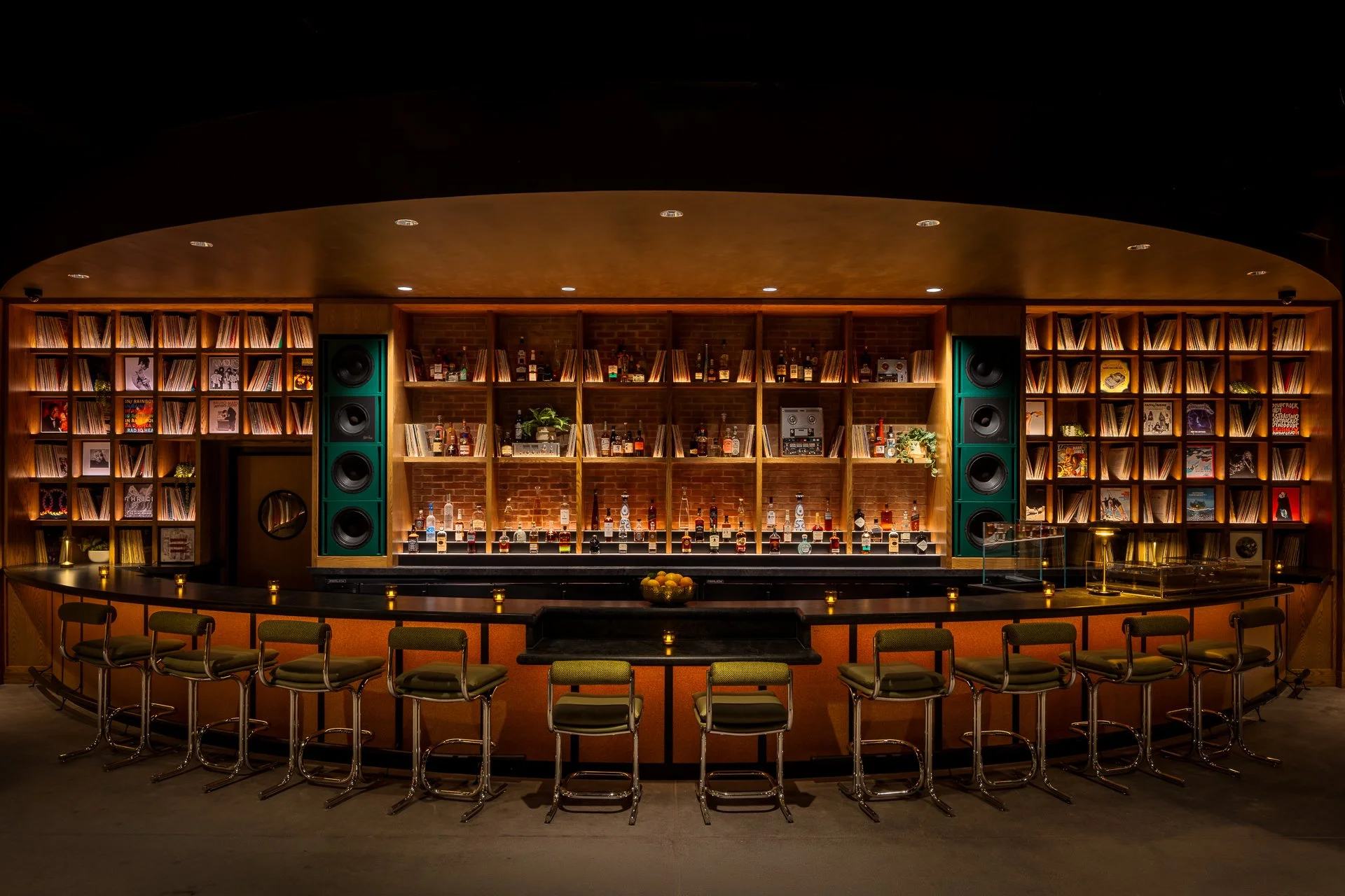 Hollywood-Palladium-Vinyl-Room-Bar-Credit-Evan-Joseph.jpg