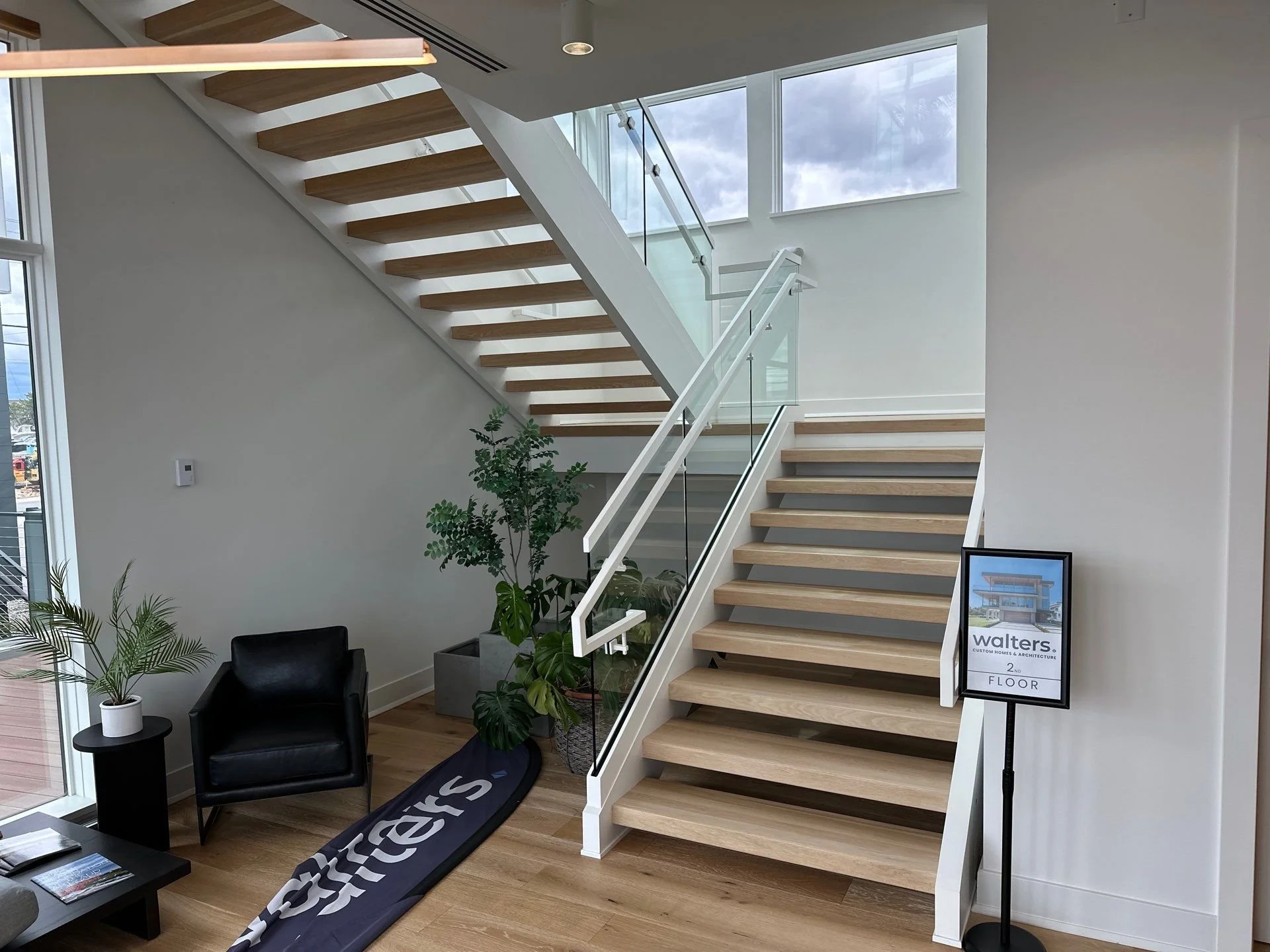Entry_Stairs.jpg