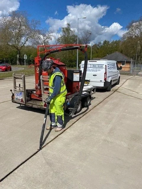 Joint Sealing in action.
Sealing in combination with other preventive measures can help safeguard your asphalt and concrete surfaces by extending their lifespan and reducing maintenance costs.