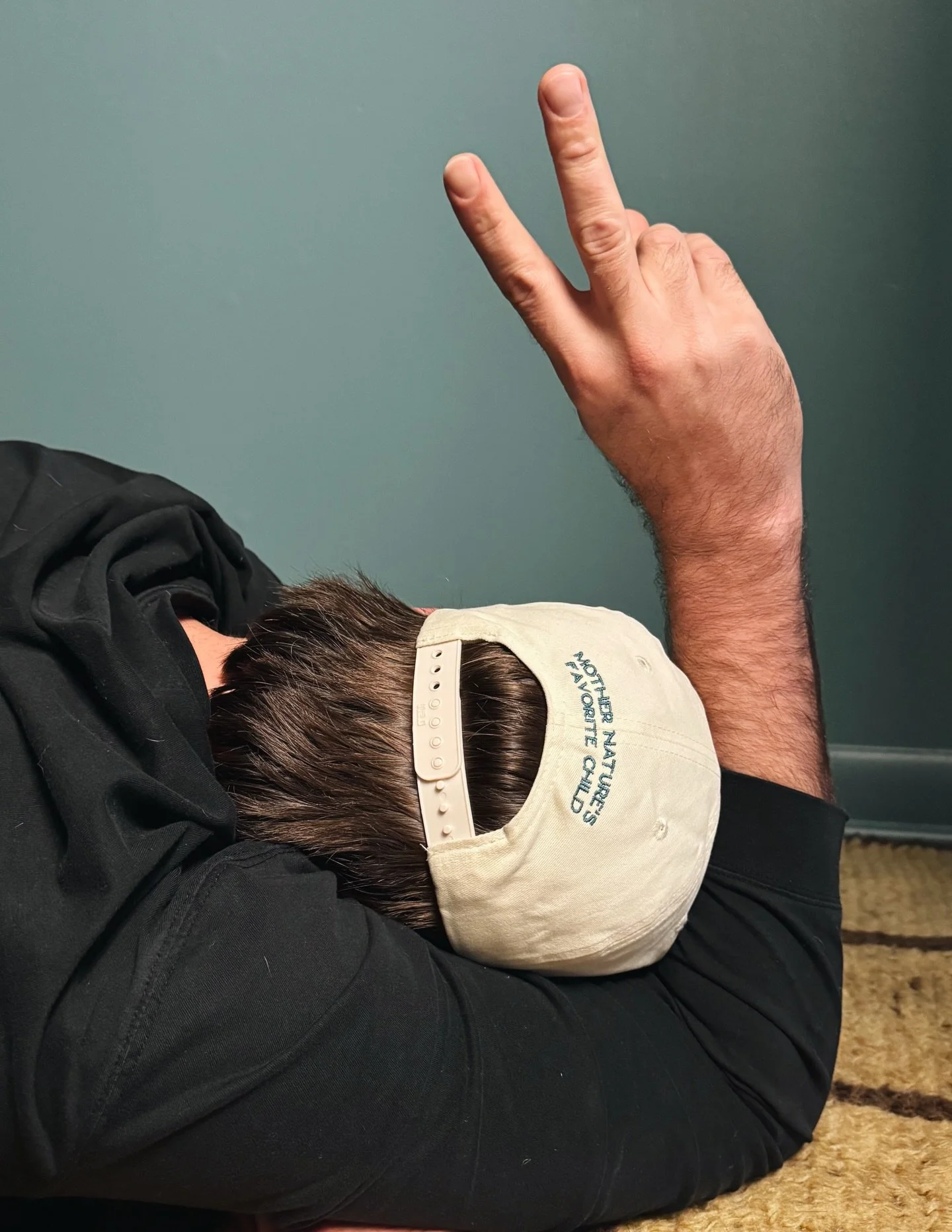 New year, new hat, new you &mdash;&mdash; that&rsquo;s how it goes, right?

New swag commeth soon to our online shop, so we gave some out to our favorites to take them for a spin. 

Verdict:
∘ Makes anything from breastfeeding to horse back riding fe