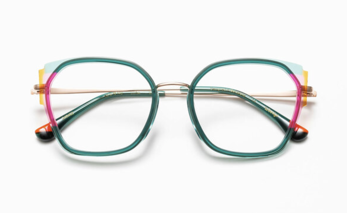 Woodys Eyewear Lora.png