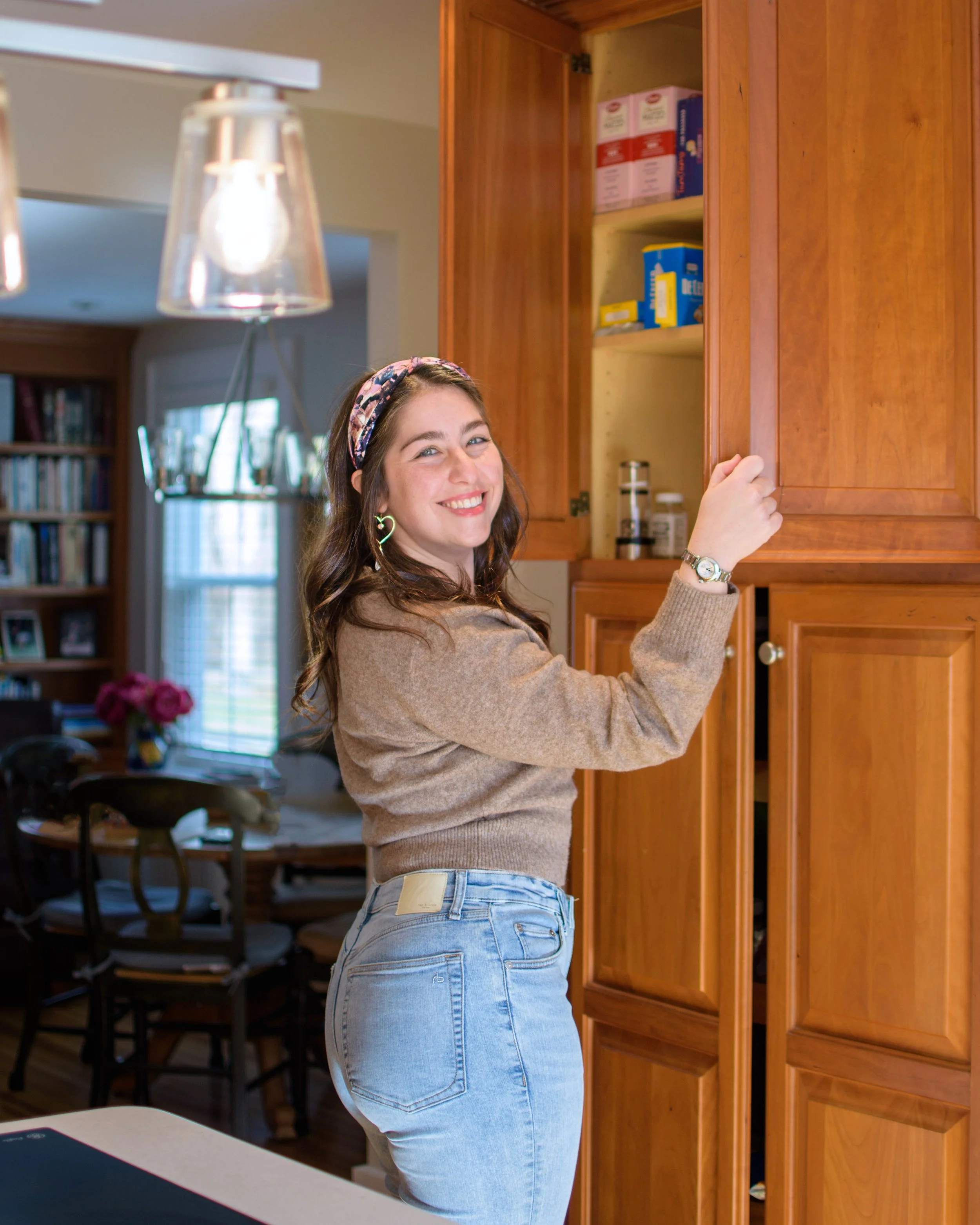 Sami Ginzberg Professional Organizer open kitchen cabinet