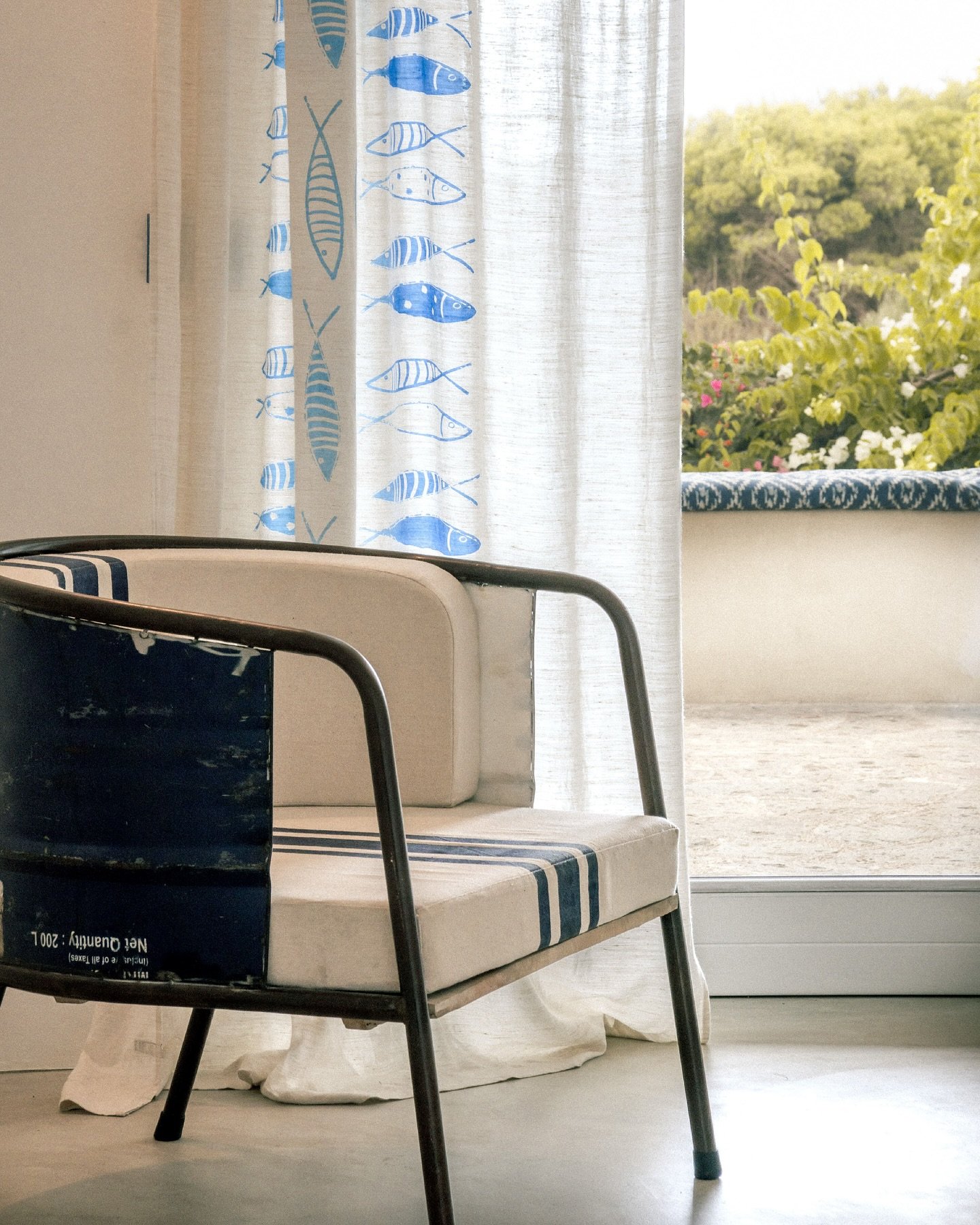 Dettagli dalle nostre stanze del Dammuso di Venere. Online on www.dammusivillaserena.com
&bull;
Details from our rooms at the Dammuso di Venere. Online at www.dammusivillaserena.com

@antoniolupidesign 

#DammusiVillaSerena #LiveTheEssence #Panteller