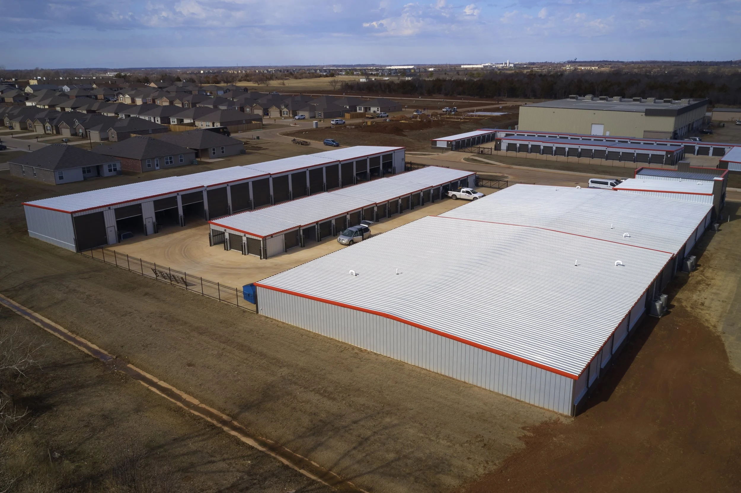 LockedUpSelfStorage_Aerial_013.jpg