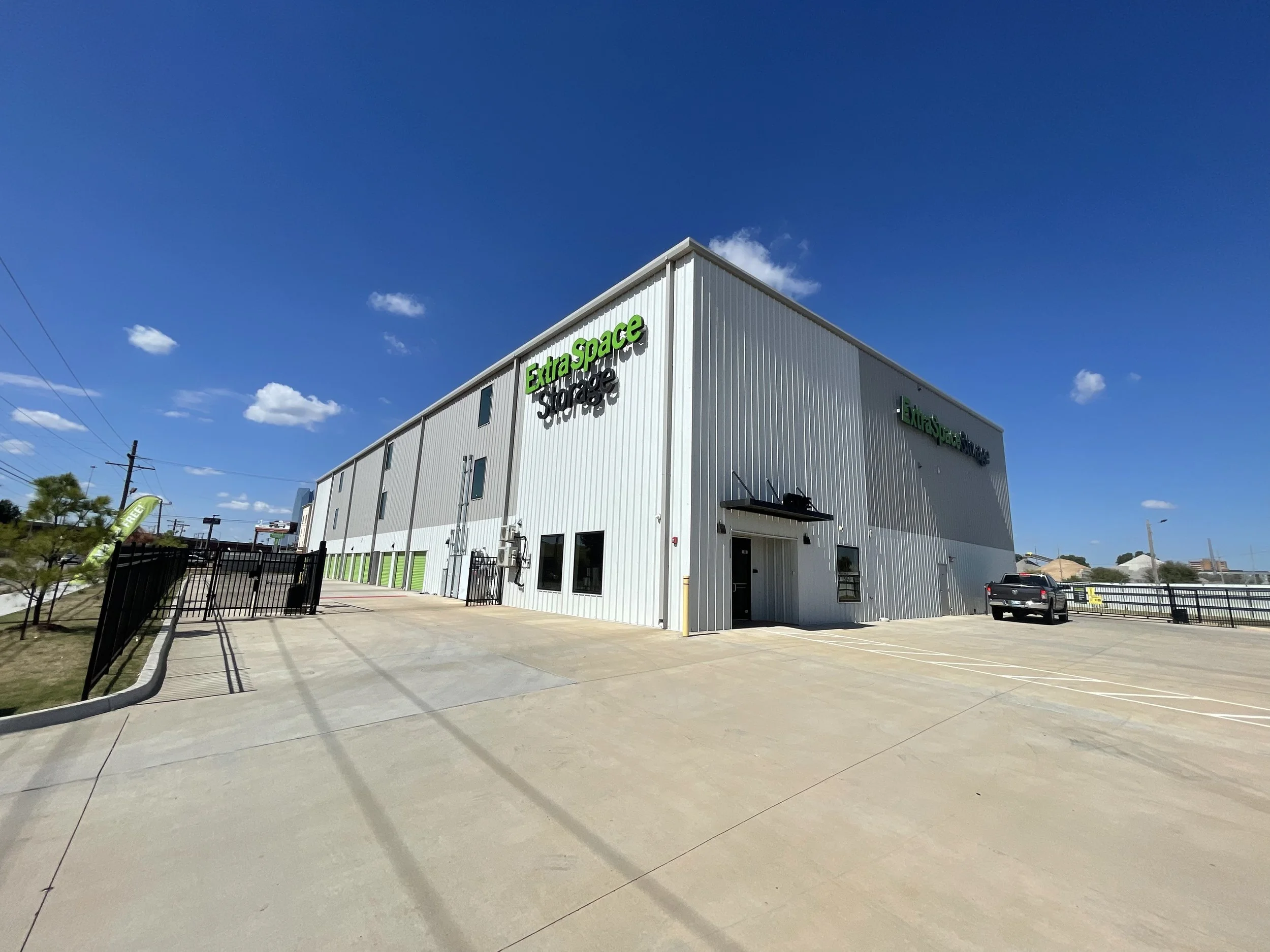 UNDER CONTRACT: Extra Space Storage - Oklahoma City, OK