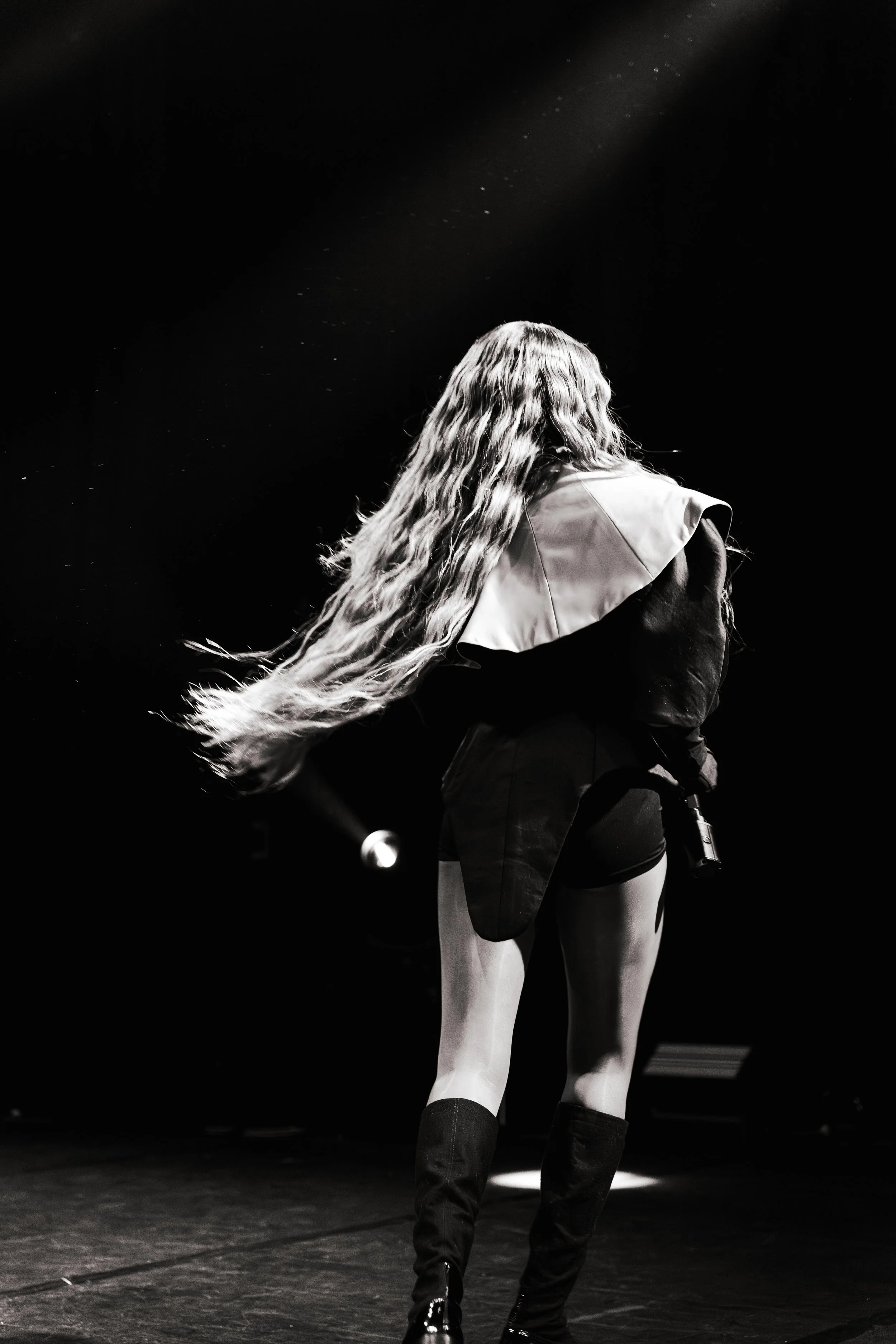 AZEALIABANKS-55MAG(27de27).jpeg