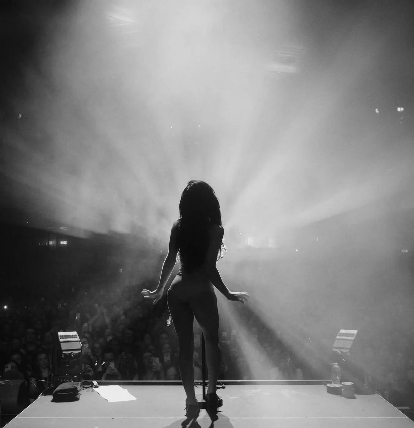 A magical night with Nessa Barrett in Paris