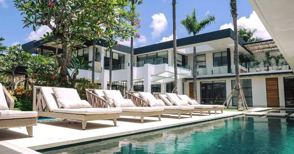 Ultimate Luxury - Bali, Indonesia 🌴
Nestles in the secluded rice fields of trendy Canggu, this stunning 5 bedroom Bali Villa is a unique destination for your vacation. 
Unwind in luxury and style at this stunning new five bedroom tropical Balinese