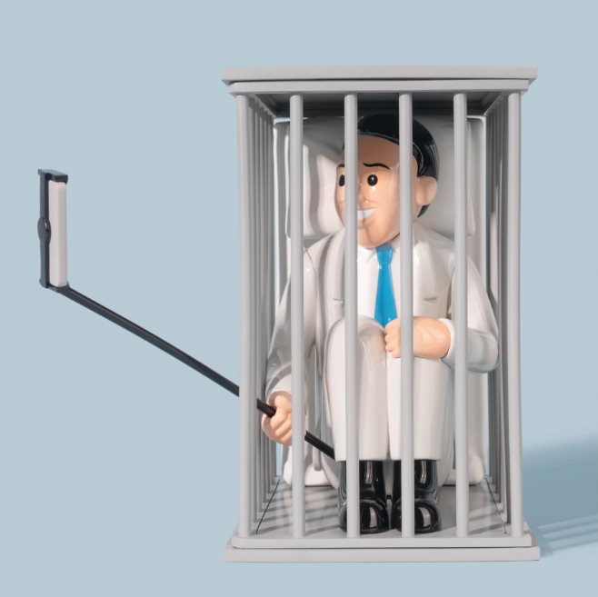 Joan Cornella 'Cageman' Figure Available