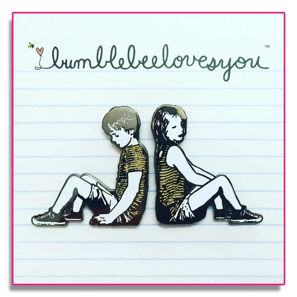 Bumblebee 'Mutual Feeling' 18K Gold Pin Available