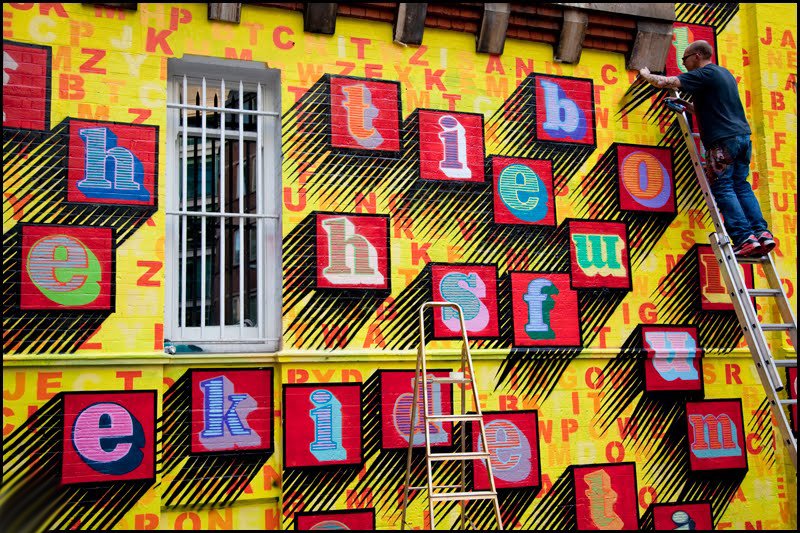 Awesome EINE Mural On Middlesex Street