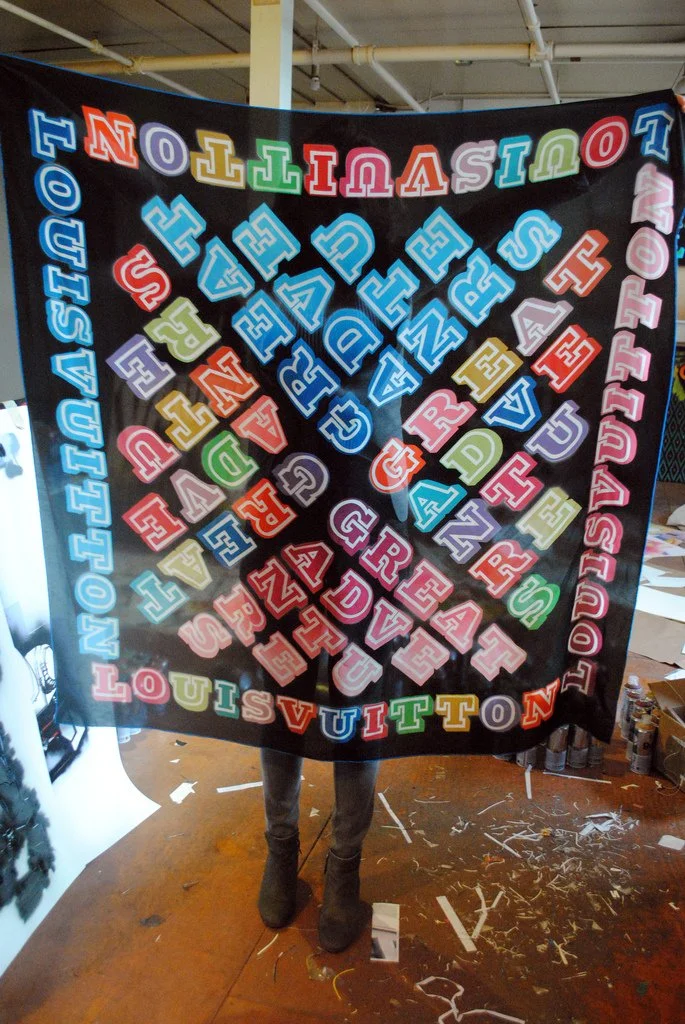 Eine 'Louis Vuitton' Scarf SNEAK PEEK