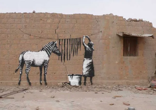 75+ Banksy Photos Of His Awesome Outdoor Pieces