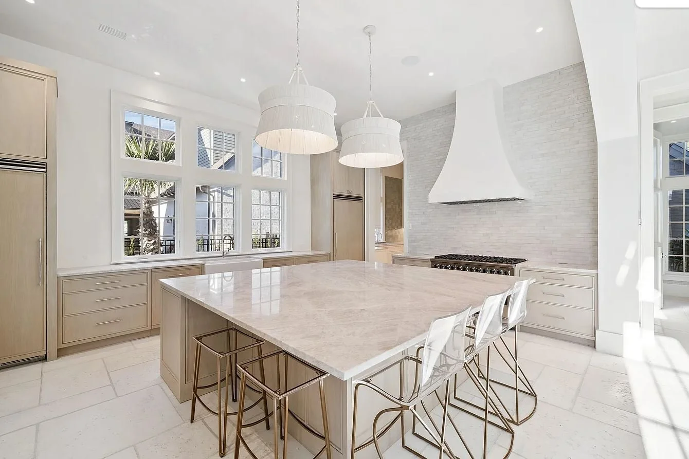 kitchen 2.JPG