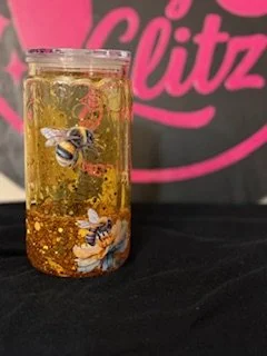 💋Honey Bee Gold Cup - 16oz