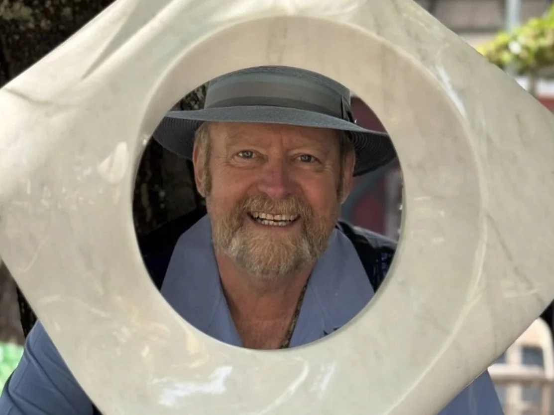 Local ‘rock star’ on art tour