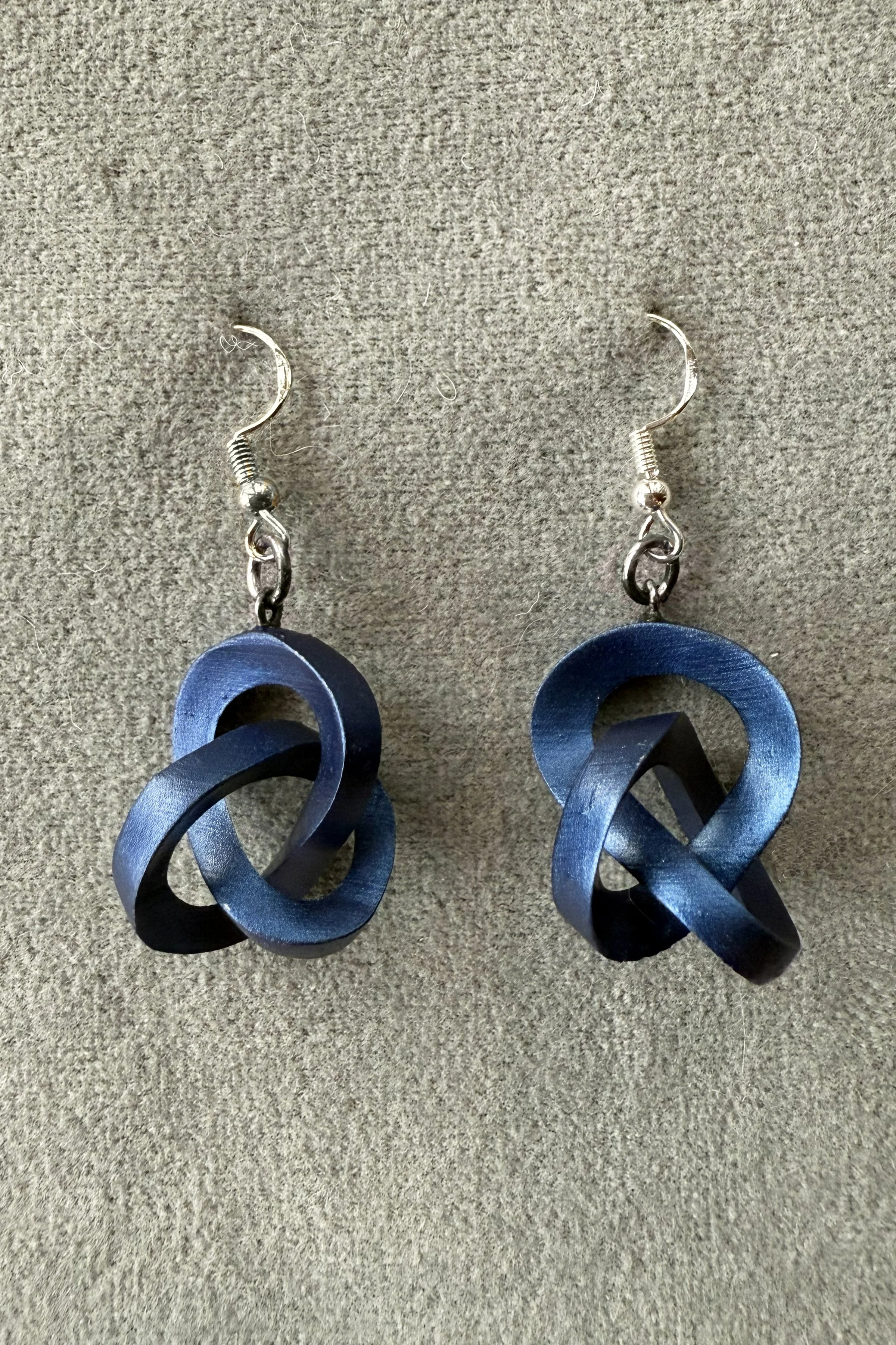 sapphire earrings.jpg
