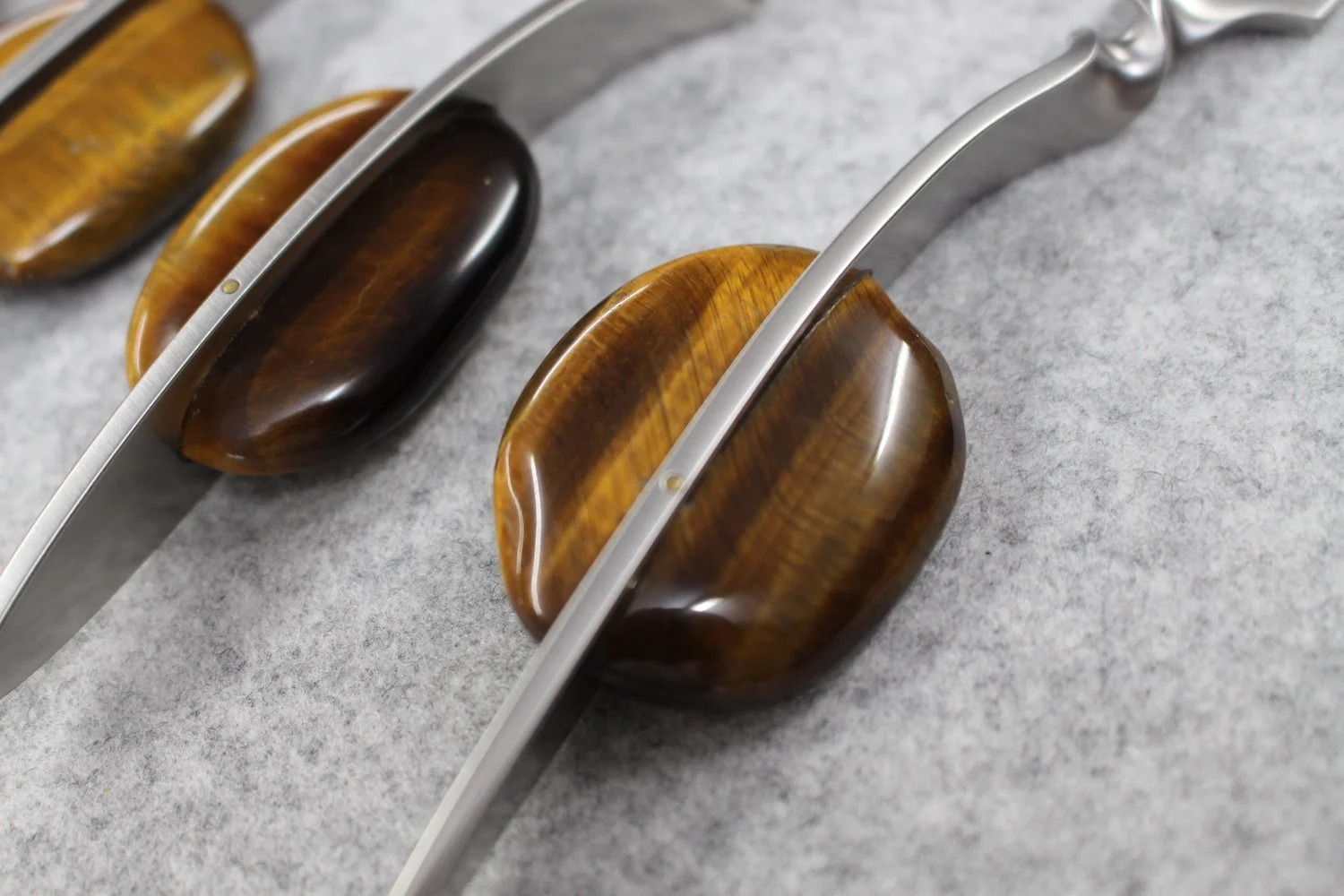 Sylvie Pauliac_she blades_galet9.JPG