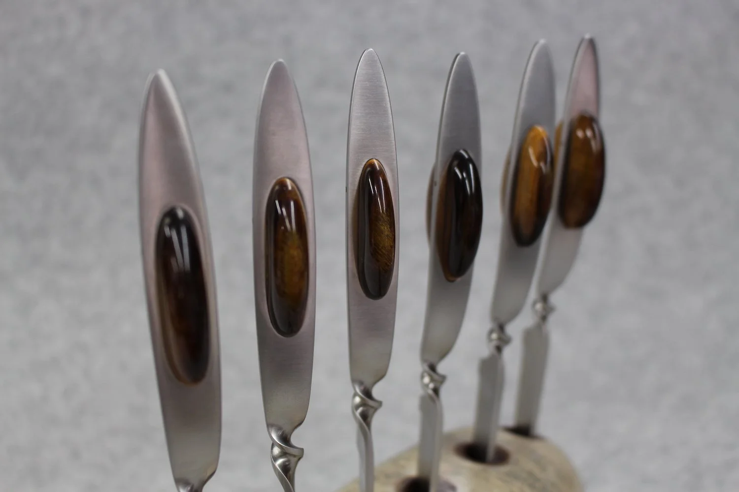 Sylvie Pauliac_she blades_galet2.JPG