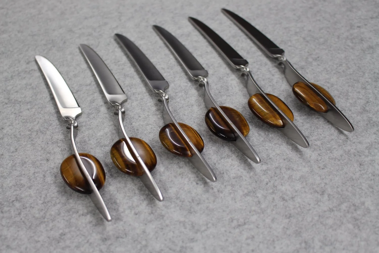 Sylvie Pauliac_she blades_galet7.JPG