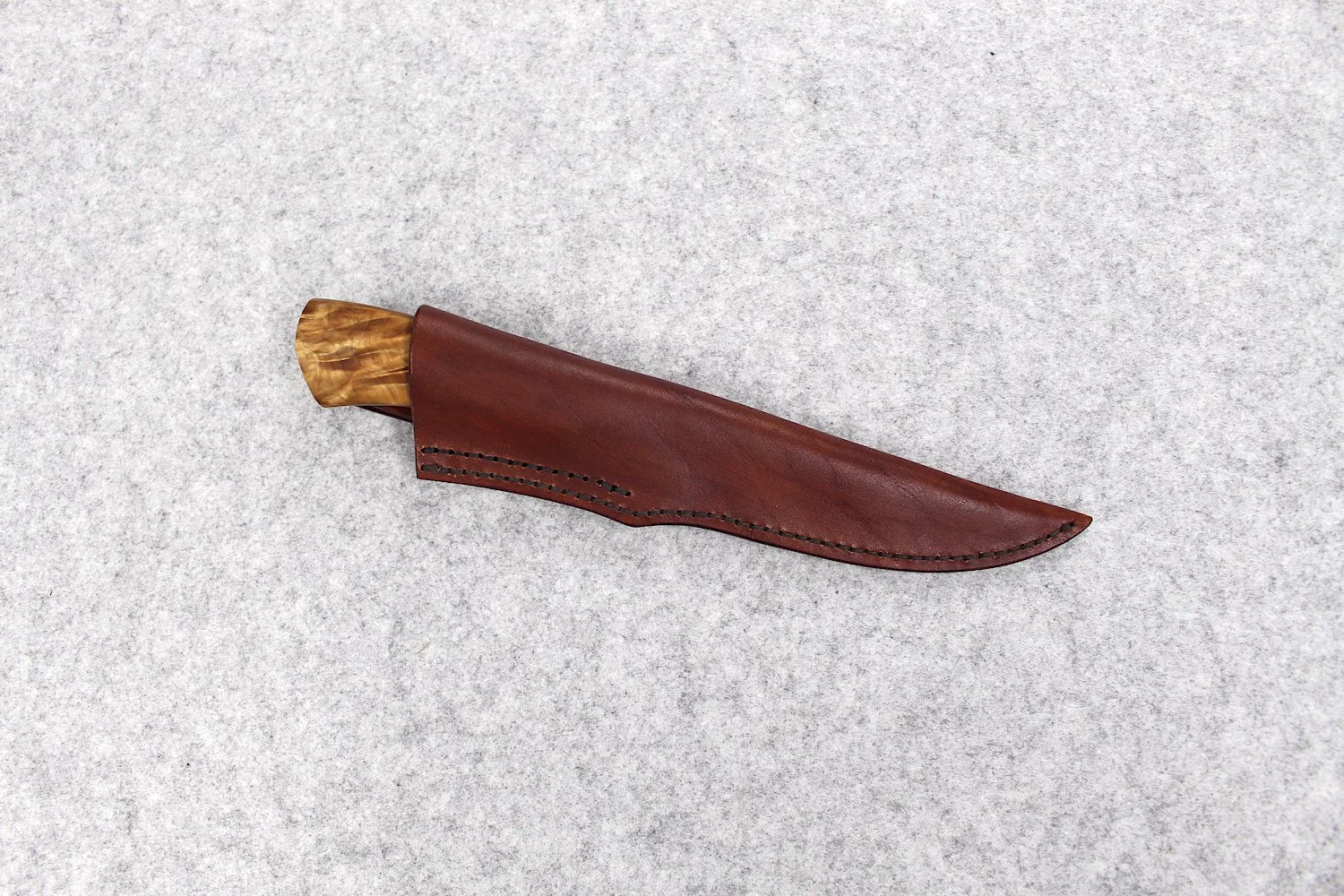 Anetta Ameryk_SHE BLADES_women knife maker1.JPG