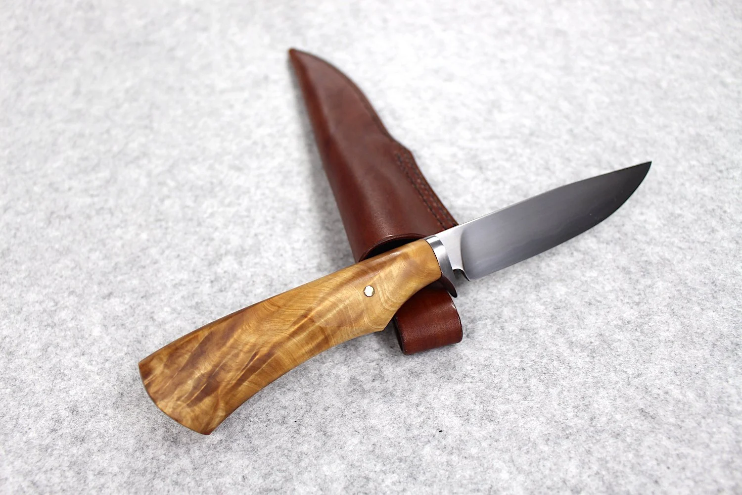 Anetta Ameryk_SHE BLADES_women knife maker11.JPG