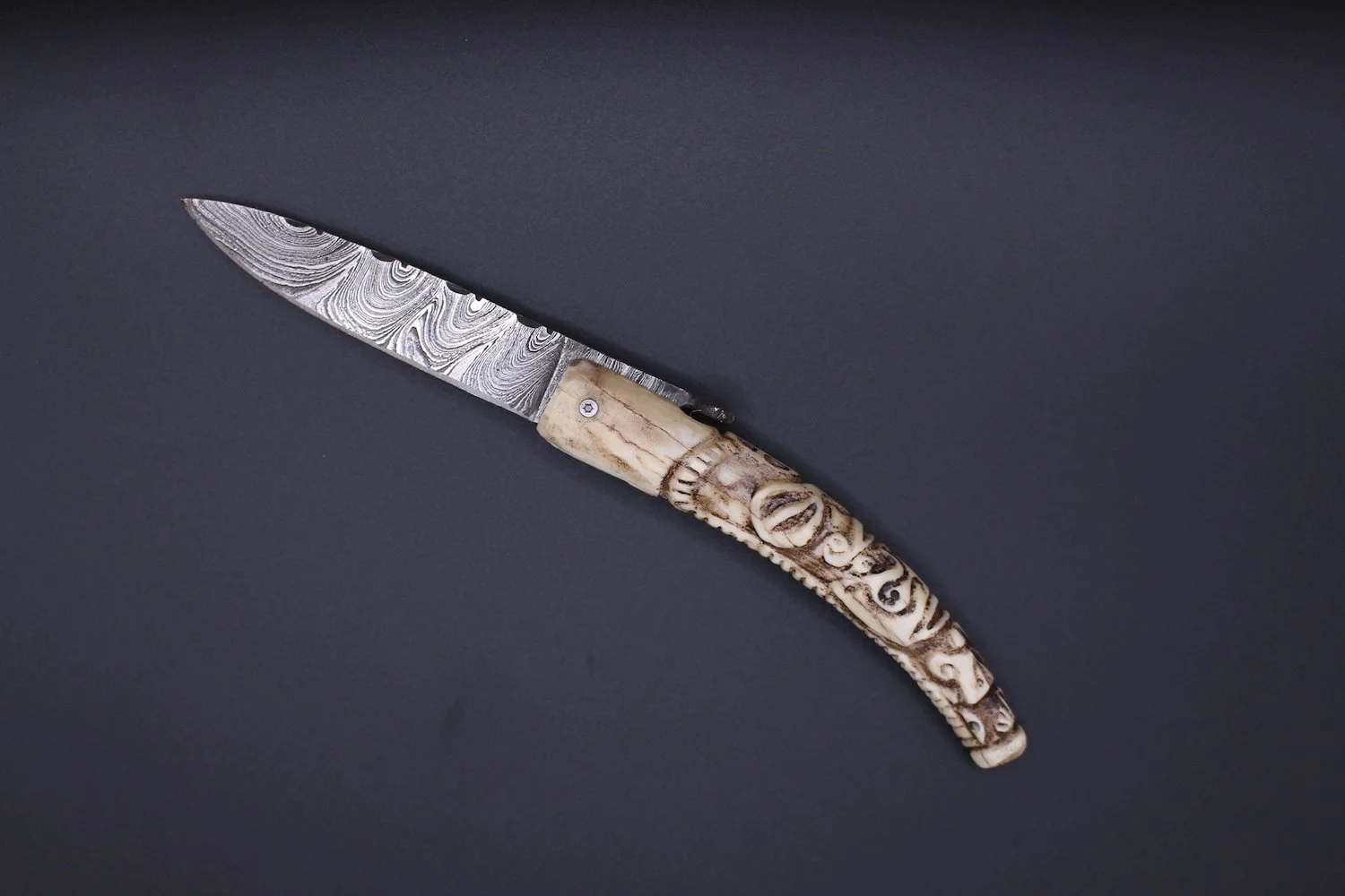 Couteau pliant gravé Sophie Fauré B2.JPG