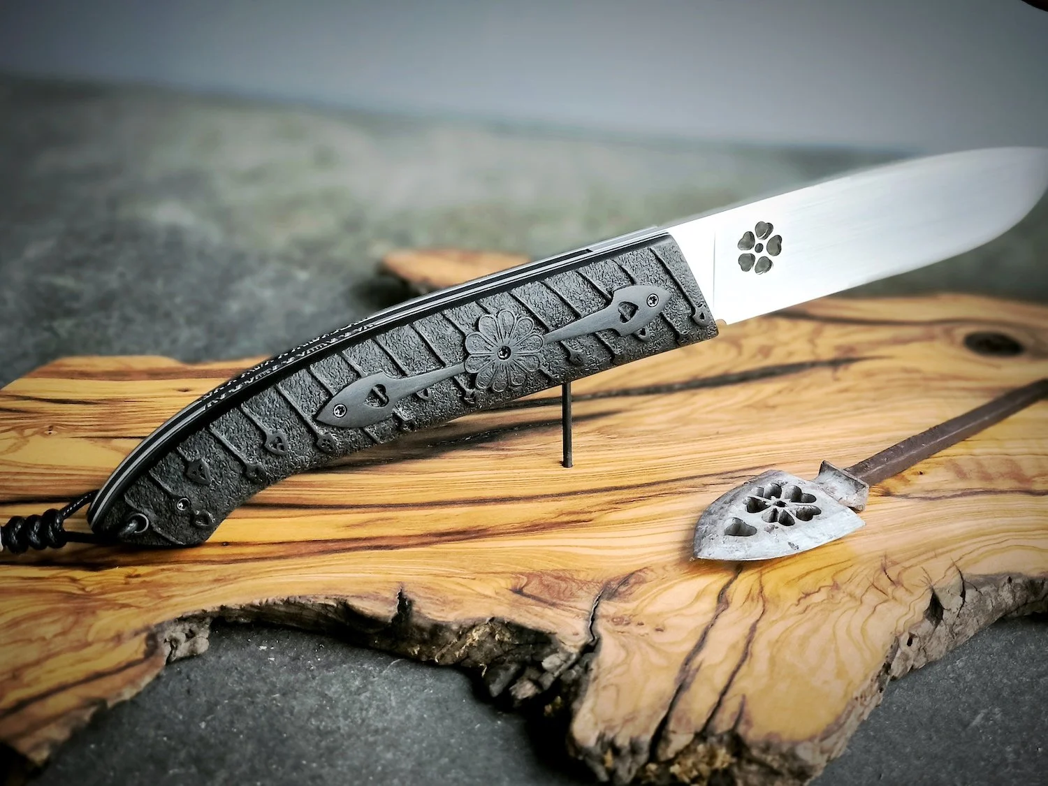 Pascale Sabaté_SHE BLADES_Yanon3.jpg