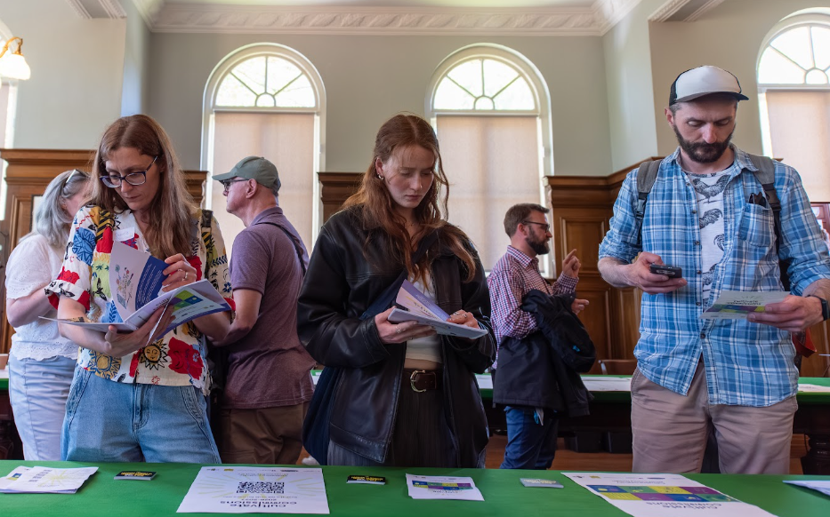 Attendees finding out more about Cultivate Commissions