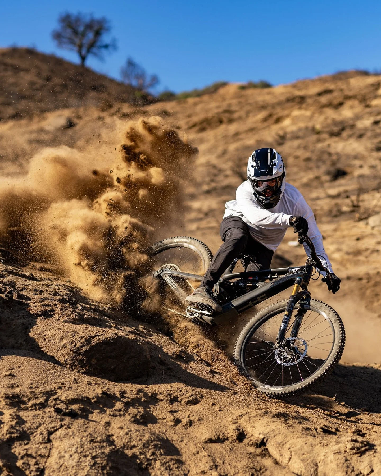 Dylan Stark and the YT Decoy Supernatural are innovating what can be accomplished with an eMtb. @jimi_sendricks &amp; @__insta_graham__ made a rad edit about it. Check out &ldquo;Daydreaming&rdquo; on @yt_industries channels or the link ☝🏻. @whoisdy