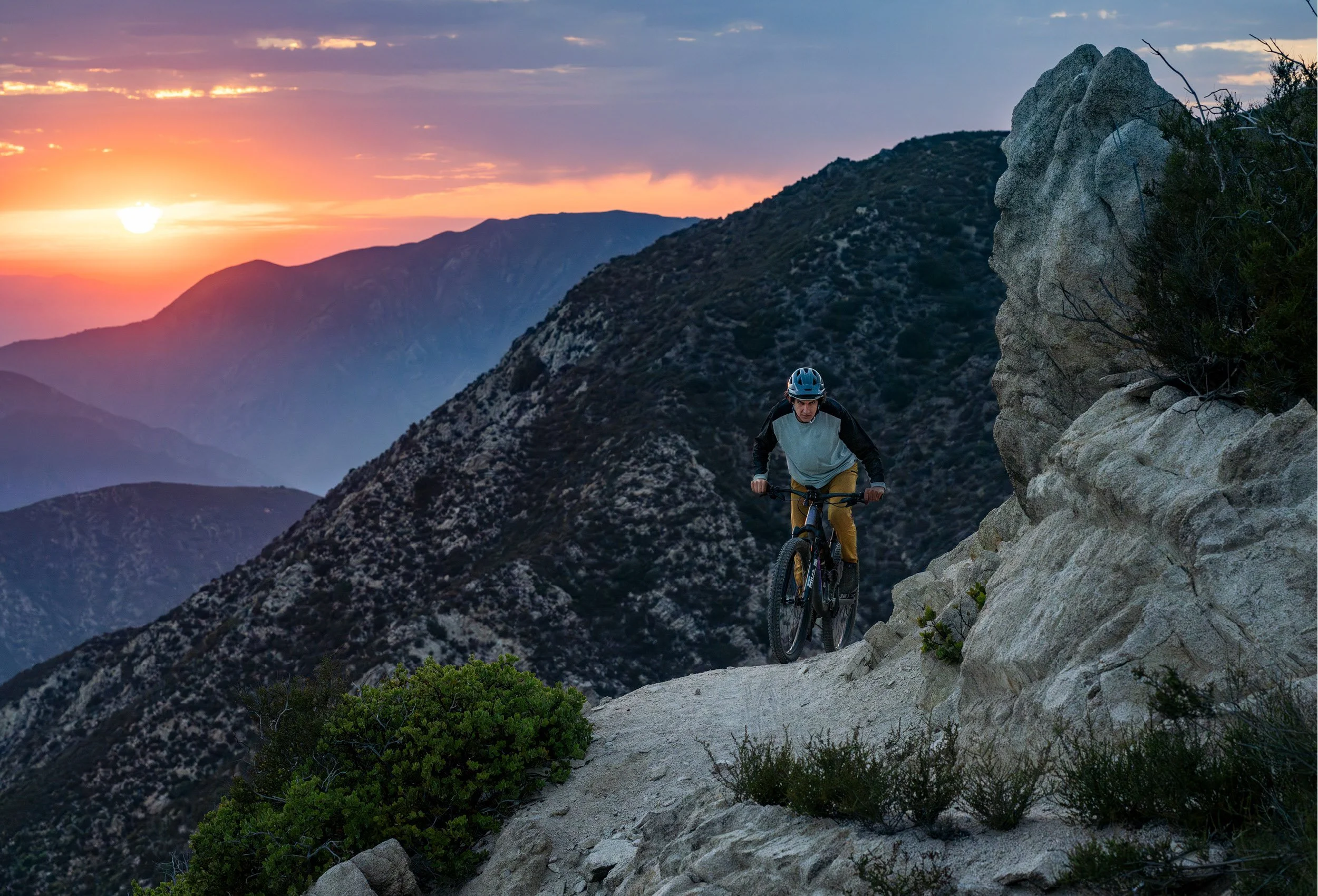 Timeless-Mtb-371-TravisEngel-SanGabrielMtns-Ca-ChrisWellhausen.jpg