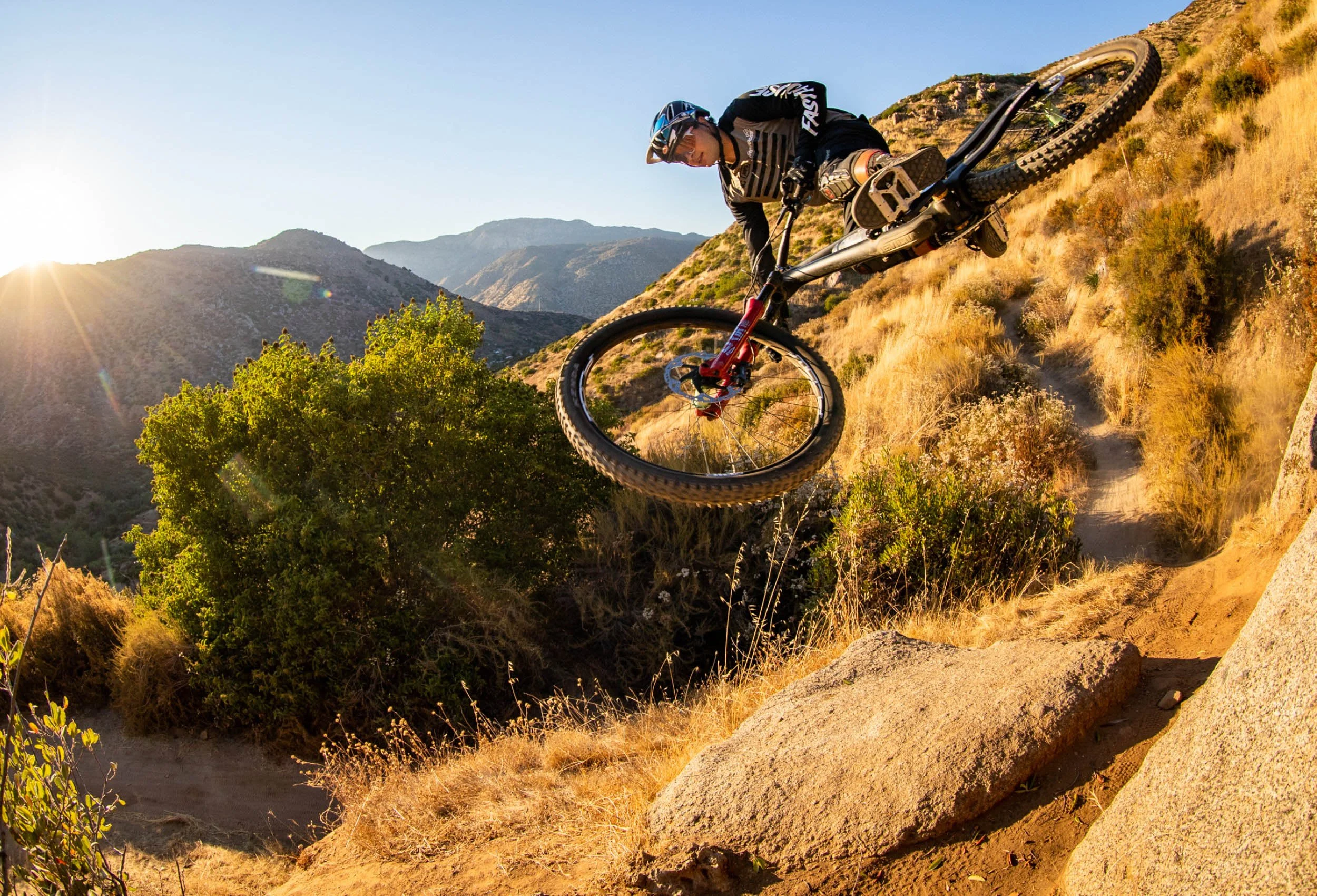 Timeless-Mtb-108-AustinBubbaWarren-SanDiego-ChrisWellhausen.jpg